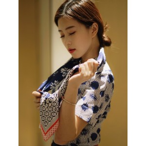 杨紫嫣白丝爆款套图13套1.6G小子怡大放送