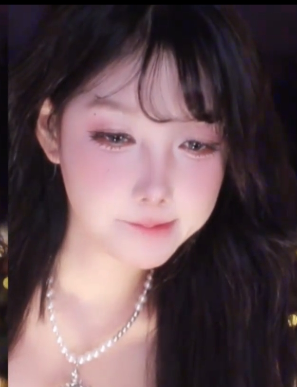 火辣minana呀抖音热舞合集20部3.7G