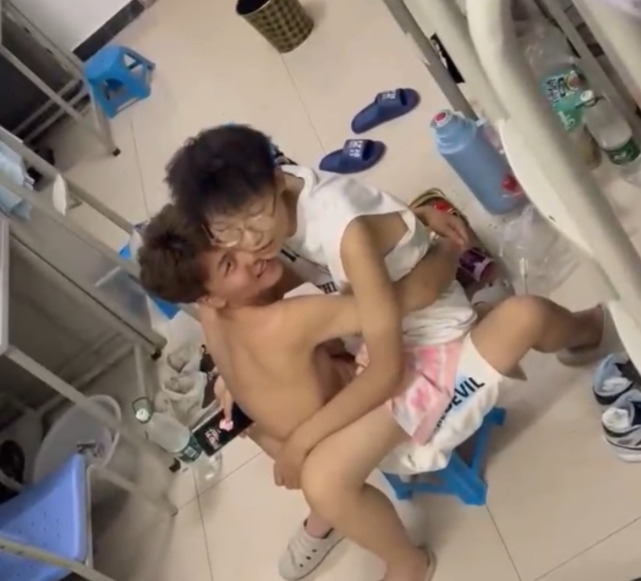 疯马秀Lisa热舞8部推特合集40M真顶