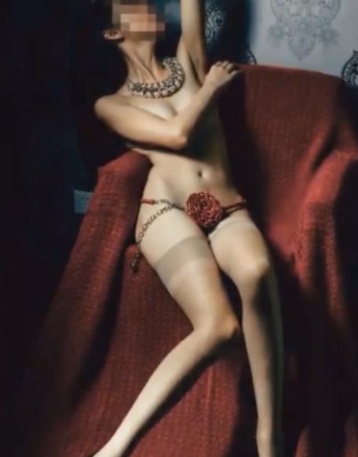 陌陌HeelSEXY优质私拍1V1.5G美腿小脚