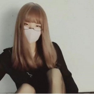 推特jinwanxuan1999伪娘神作39部3.5G圆润无敌