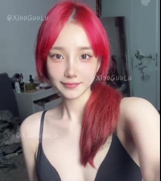 蜜桃小瓜陆自拍视频59部3.2G超顶