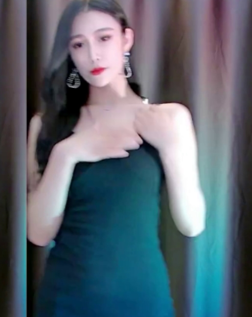 虎牙长腿兮兮热舞合集6.02G33部诱人